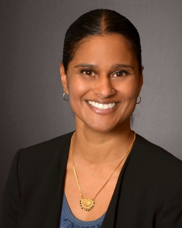 Headshot of Aarty Joshi, Director of Environmental Permitting at Clearway Energy Group, LLC.